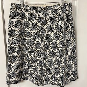 GAP skirt A-line - black and cream - size 14